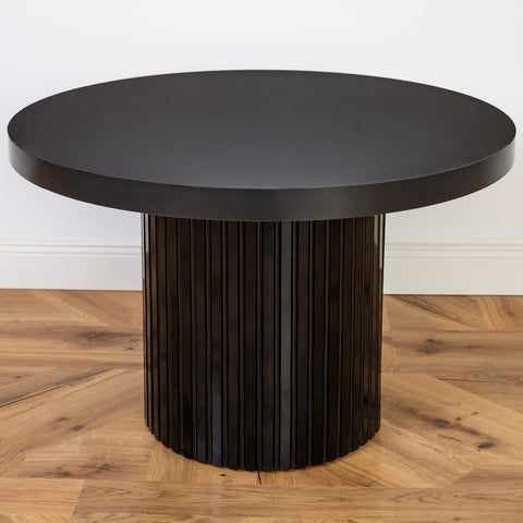 MASUTA NEAGRA DE CAFEA ROTUNDA CU RIFLAJE, 70x70x50cm