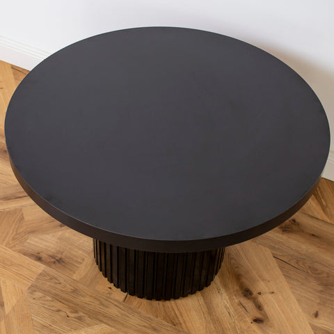 MASUTA NEAGRA DE CAFEA ROTUNDA CU RIFLAJE, 70x70x50cm
