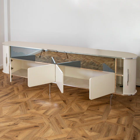 CONSOLA TV XXL ALB & ARGINTIU CU SEMINEU SI SPATII DEPOZITARE 275x45x80cm