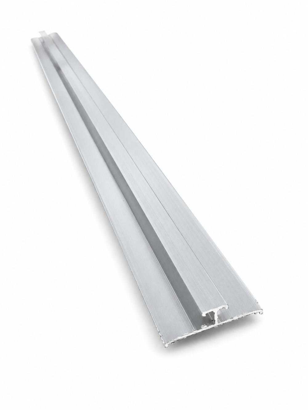 Profil decorativ de ÎMBINARE pentru plăci PVC – finisaj premium argintiu