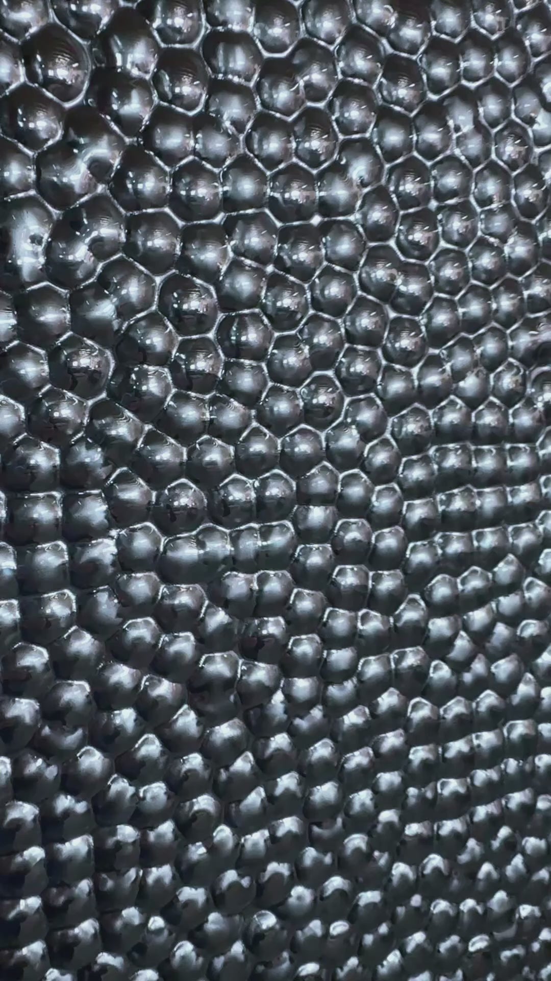 PANOU 3D AUTO-ADEZIV ARGINTIU – 248 × 98 cm